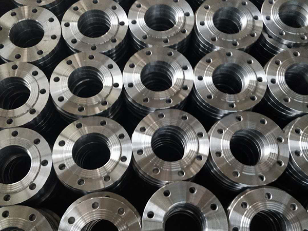 Flat welding flange